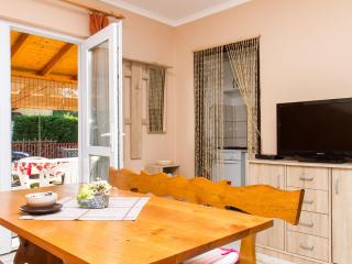 Holiday Home Gerle by Interhome - Balatonfenyves - 8