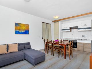 Apartment Cico-7 by Interhome - Gdinj - 5