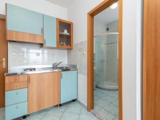 Studio Studio 17 by Interhome - Podstrana - 4