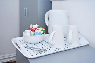 3bedroom-close-to-hospital-suitable for contractors and NHS - Stoke-on-Trent - 1