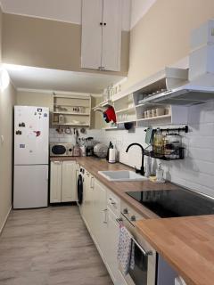 spacious and stylish Jókai apartment - Budapest - 3