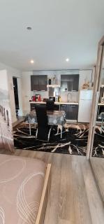 Suite jacuzzi et sauna privatifs - Volmerange-les-Mines - 9