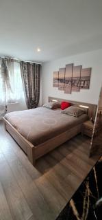 Suite jacuzzi et sauna privatifs - Volmerange-les-Mines - 7