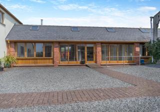 Little Hendre Barn - Wonastow - 0