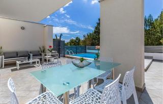 Amazing Home In Liznjan With Wi-Fi - Ližnjan - 3