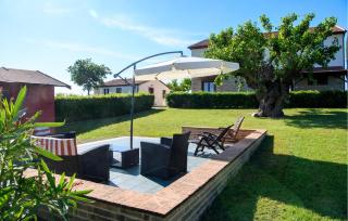 9 Bedroom Gorgeous Home In Cingoli - Cingoli - 3