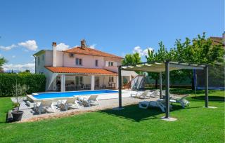 Amazing Home In Frkeci With Wifi - 0