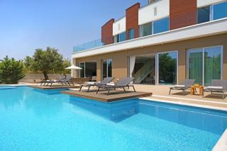 Royal Oasis Villa - Ayia Napa - 3