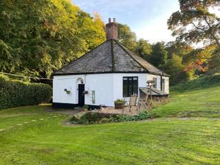 The Round House - Holford - 9