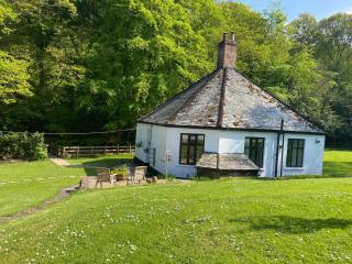 The Round House - Holford - 0