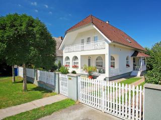 Holiday Home Goliath by Interhome - Balatonszárszó - 0