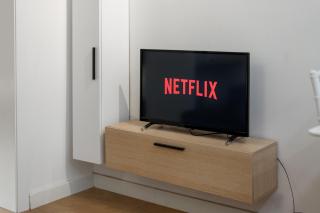 Comfy Modern Urban Apartment - Central - Tirana - 7