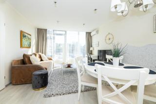 Oasis Apartments - 6