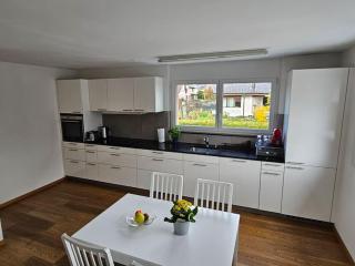 Private Etage 5 Min vom Bahnhof - Parken - Küche - Netflix - 1