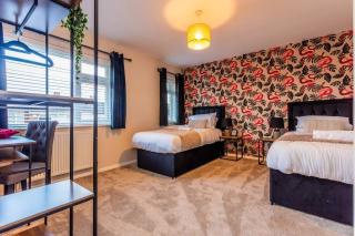 Newly refurb 3 bed with parking - 3