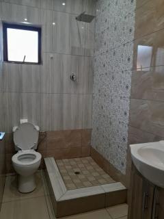 Zurich garden lodge benoni - Benoni - 3