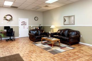 Paris Inn and Suites - Paris - 1