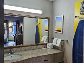 Days Inn by Wyndham Washington - Washington - 8
