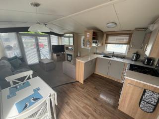 Church View - Autism and Pet Friendly Caravan at Haven Church Farm with ramp - Pagham - 6