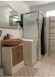 Bas de villa de 3 chambres et spa - 1