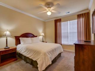 Close to Disney Top Floor Condo - Kissimmee - 8