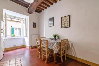 GuestHost - Castellare degli Ugurgieri Central Apt - 6