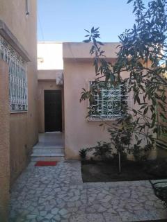Charmante Maisonnette avec Jardin et arbis voiture - Ez Zahra - 9