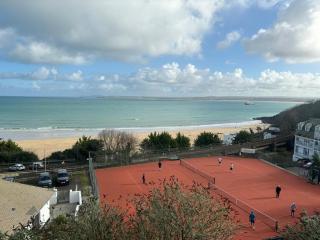 Porthminster View Luxury Sea Views Balcony, Parking, Pool, Spa & Gym - 3