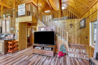 Modern Black Hills Cabin with Loft and Wraparound Deck - 5