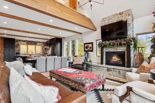 Snowghost Chalet - Whitefish - 7