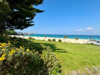 Porthminster View Luxury Sea Views Balcony, Parking, Pool, Spa & Gym - 2