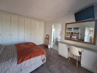 Sea Breeze Apartments - Port Alfred - 3
