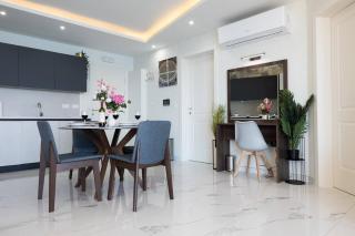 Ivory Suite Seafront With Views!- Fl 9 By Homely - St Paul's Bay - 7