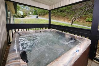Holly Grove by Eden Crest - Pigeon Forge - 7