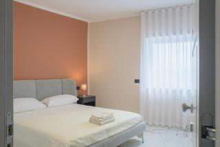 Aphrodite House - 1