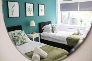 Sleeps 4 Monthly Discount WIFI Free Parking - Borehamwood - 6