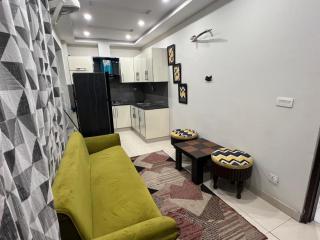 AA Apartments Furnished 1 Bedroom Apartment - Rāmkot - 3