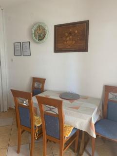 Apartmani zlotrg - Vodice - 8