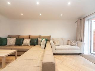Pass the Keys Gorgeous 4 BR House Near Station mins to London - Sidcup - 6