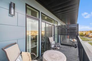 Luxurious Midtown Retreat with Elevator Access - Omaha - 7