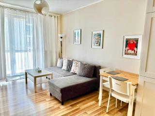 Różana Apartment with Parking - Ząbki - 5