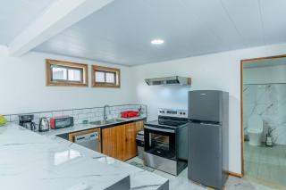 1 Bedroom Suite with Private Bath, pool access - Talamanca - 8