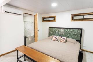 1 Bedroom Suite with Private Bath, pool access - Talamanca - 4