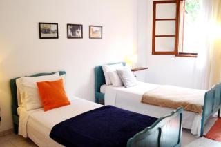 Syd's Guesthouse - 8