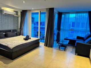 Centara Avenue Residences studio room 8th floor smart tv - Pattaya - 0