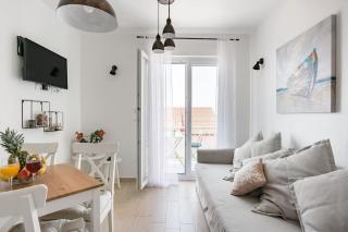 Sunny New Hideaway Near the Beach on the Island of Hvar - 4