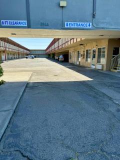 Regency Inn Fresno - Fresno - 0