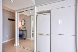 Entertainment District 1 bedroom free parking DT Toronto - 9