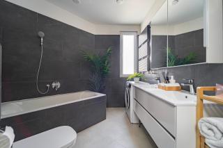 Exclusive & Central Duplex Residence by Prestige Homes - Budapest - 6