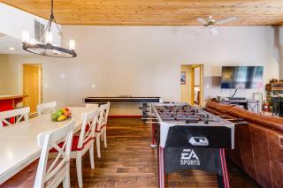 Home with Deck and Access to Tahoe Donner Amenities! - 4